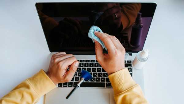 روش صحیح تمیز کردن لپ تاپ