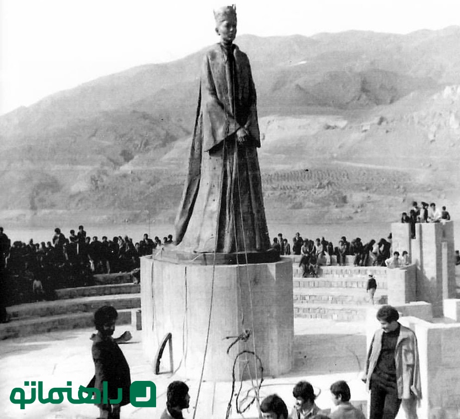 فرح پهلوی