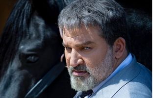 نوروز ۱۴۰۴؛ تبریک نوروزی مهدی سلطانی با دورنمایی از برج میلاد در دل غروب