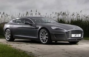 با تنها استون مارتین رپید شوتینگ بریک در جهان آشنا شوید