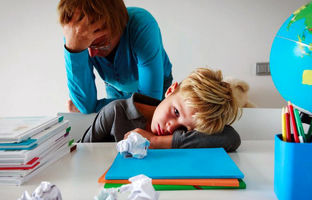 با مقاومت بچه‌ها برای رفتن به مدرسه چه می‌توان کرد؟