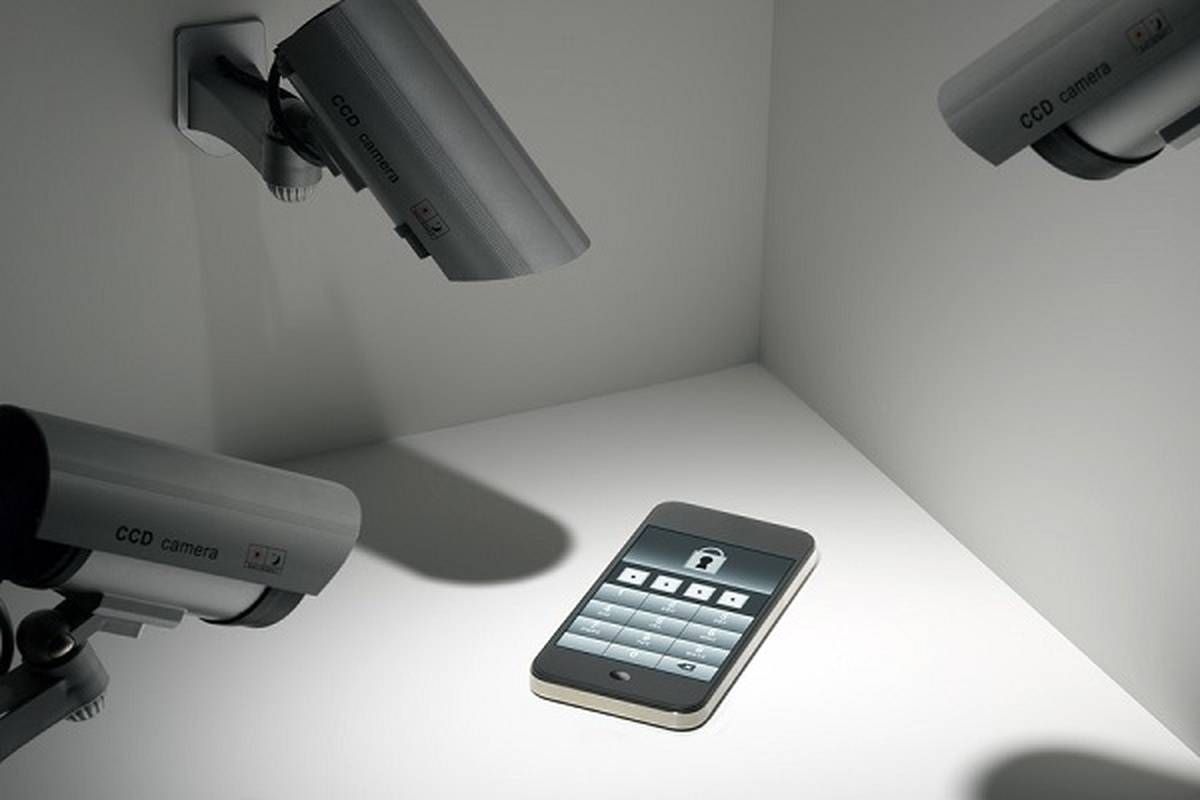 هشدار FBI به کاربران آیفون و اندروید: تغییر در استفاده از اپلیکیشنهای پیامرسان
