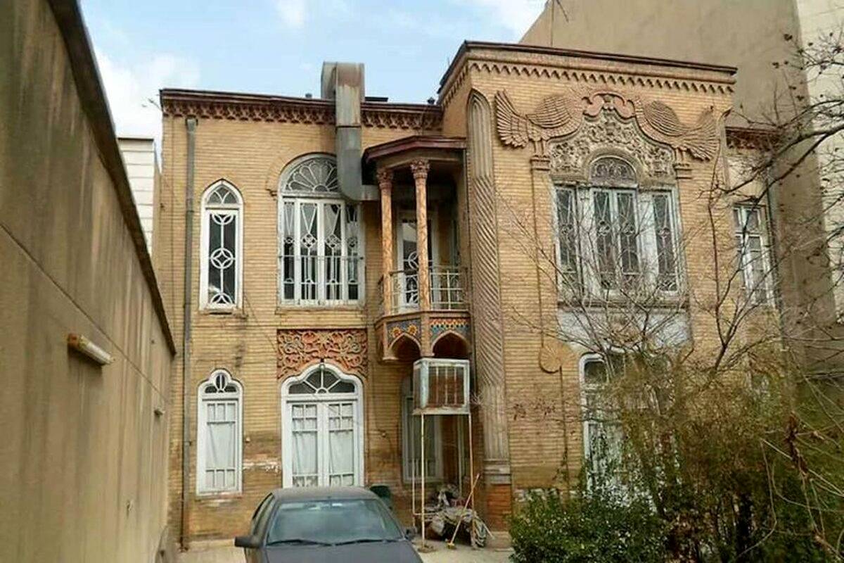 راهنمای سفر؛ قشنگترین پنجرههای شهر در خیابان ولیعصر، حوالی محمودیه