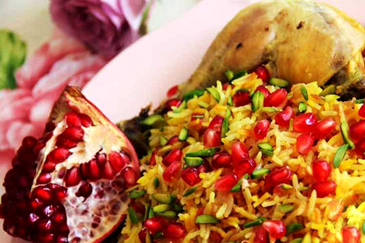 آشنایی با روش تهیه انارپلو با انواع گوشت + فوت و فن