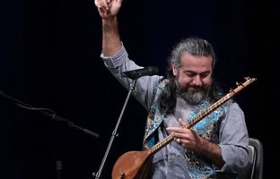 عکسی از دورهمی هنرمندان در کنسرت پرواز همای