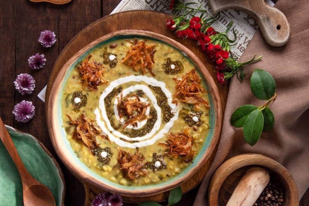 طرز تهیه آش گندم و اسفناج؛ آش گرم و مقوی برای روزهای زمستان