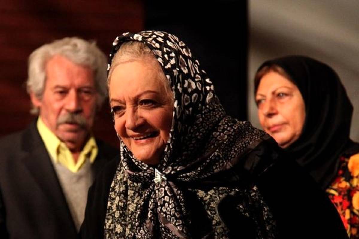 «شهلا ریاحی» در دوران جوانی و در دهه 40