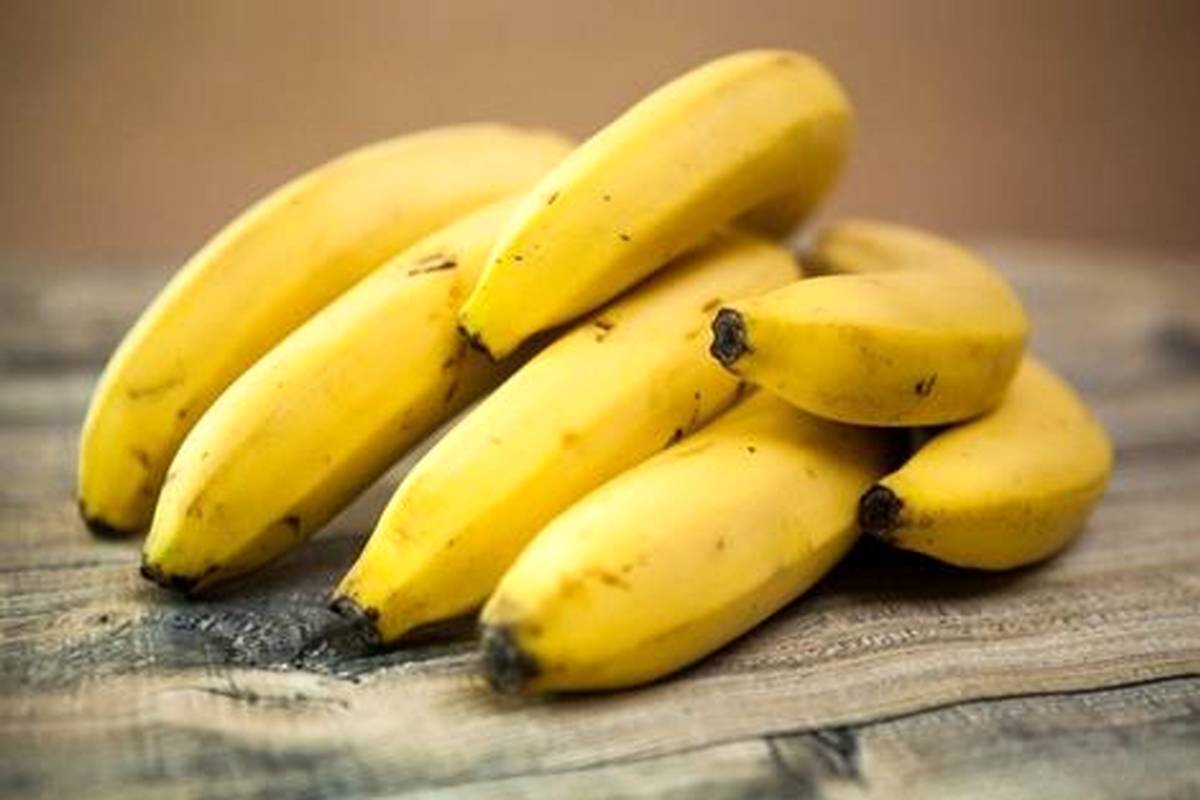 چرا برخی با خوردن موز سردرد میگیرند؟