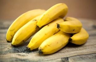 چرا برخی با خوردن موز سردرد می‌گیرند؟