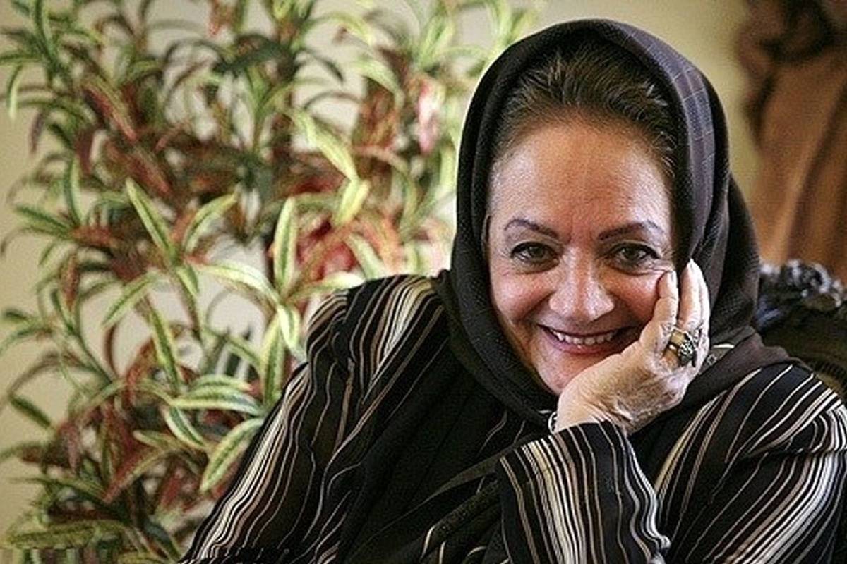 «شهلا ریاحی و محمد عبدی» در پشت صحنه فیلم گنج و رنج؛ سال 1346 + عکس