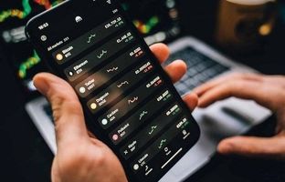 
استخراج بیت‌کوین با گوشی؛ حقایقی از یک پیشنهاد وسوسه‌انگیز!
