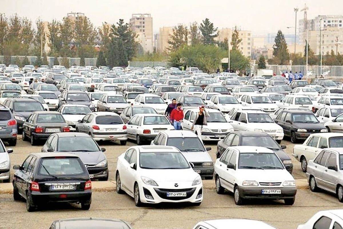 راهنمای خرید خودرو؛ تغییر محسوس قیمت‌ها در بازار خودرو/ آخرین قیمت پژو، پراید، دنا و رانا
