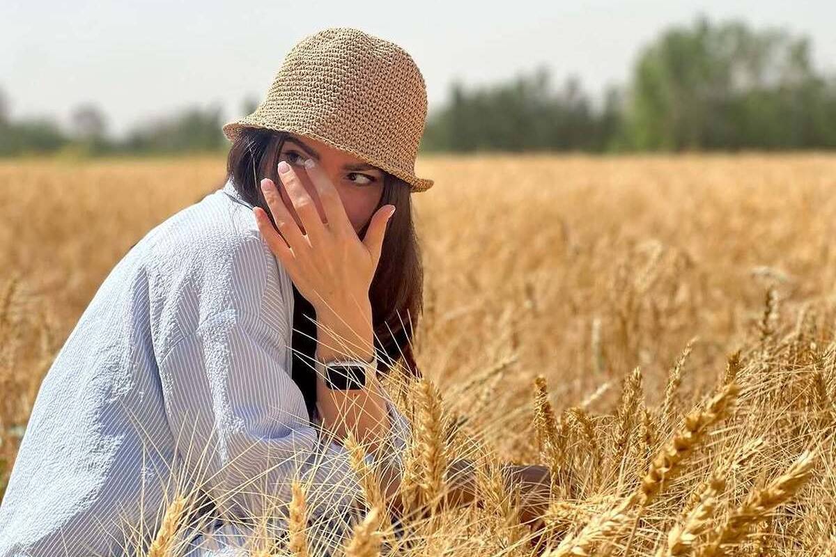  پست جدید بازیگر خوش‌چهره گردن زنی در لوکیشنی رویایی + عکس 