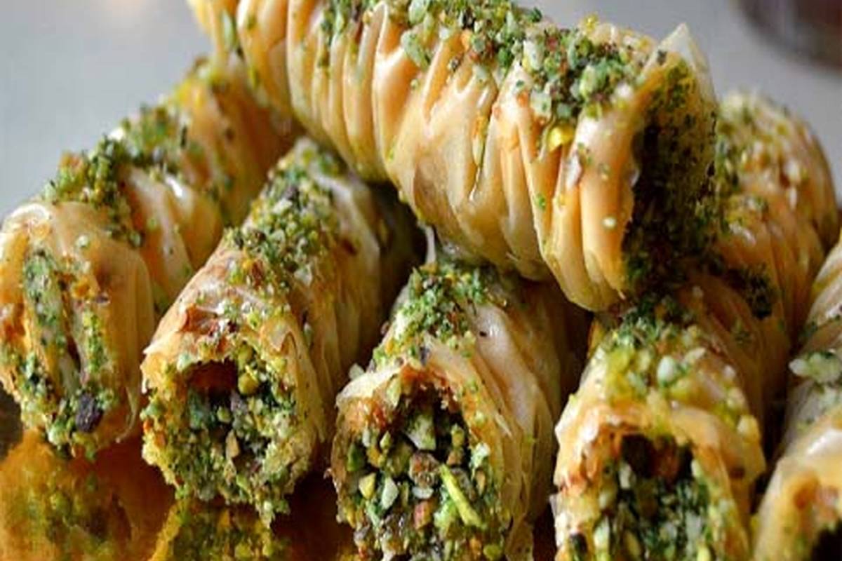 راز تازه ماندن شیرینی خشک و باقلوا + روشهای نگهداری