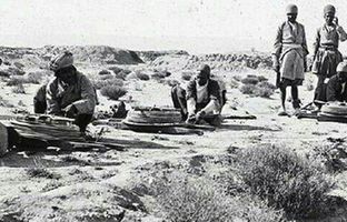 یک عکس یک روایت: کشیدن خطوط تلگراف در دوره قاجاریه