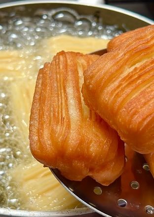 طرز تهیه یک بامیه عسلی خوشمزه و متفاوت به روسی ساده + ویدئو