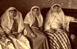  سفر به عصر قاجار؛ از طاووس کاخ گلستان تا جشن تولد نوۀ ناصرالدین شاه + تصاویر