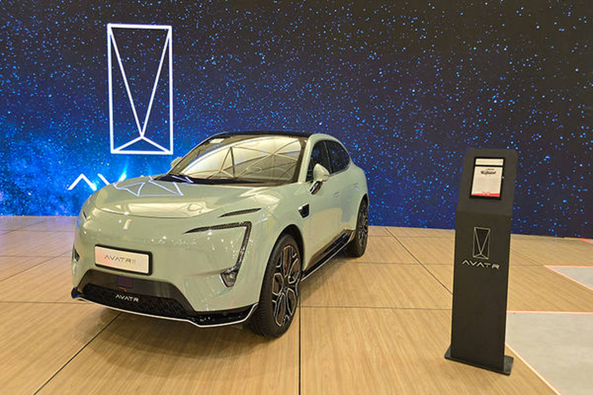  آواتار 11 ار راه رسید؛ قیمت و مشخصات شاسی بلند برقی لوکس بهمن موتور 