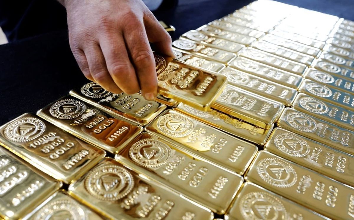 
طلا در آستانه شکستن رکورد تاریخی؛ دلار به کانال جدید رسید
