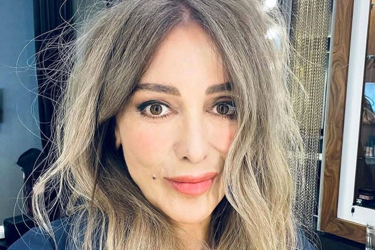 استایل جذاب و متفاوت بازیگر سریال «عشق ممنوع» در 60 سالگی