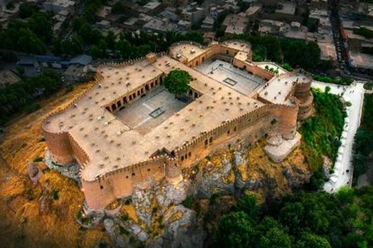 راهنمای سفر: فلک الافلاک پنجمین جاذبه گردشگری ایران شد