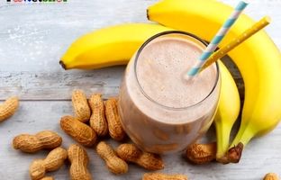 روش تهیه اسموتی موز و بادام، مناسب افطار