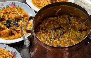طرز تهیه آش زردآلو خوشمزه و جاافتاده
