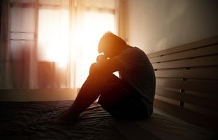 تجربیات کودکی چه بلایی سر ما می‌آورد؟ 