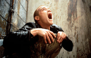 ۱۰ فیلم فوق‌العاده تکان‌دهنده و تاثیرگذاری که برای تماشایشان باید بسیار پوست کلفت باشید