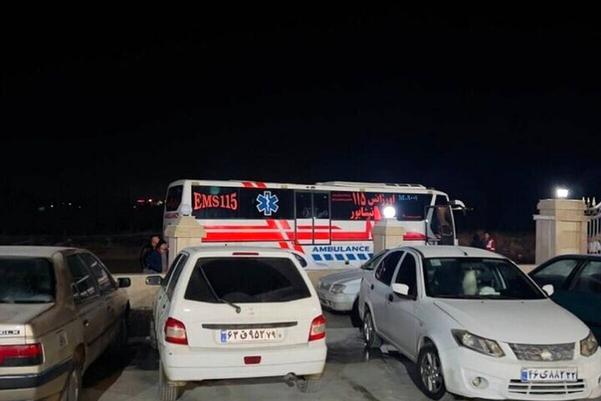 مسمومیت ۱۲۰ نفر در یکی از تالارهای قدمگاه
