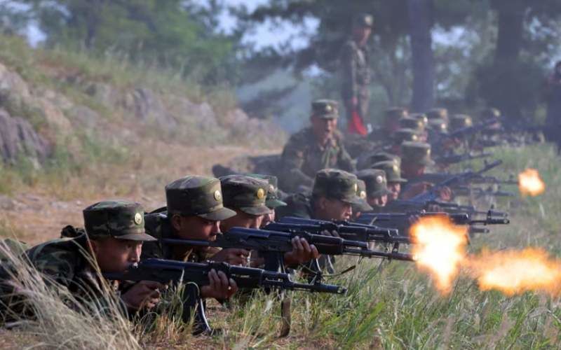 
راهکار عجیب سربازان کره شمالی برای جلوگیری از اسارت در اوکراین
