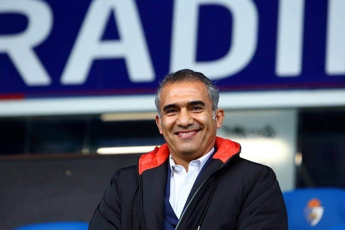 عضلات باورنکردنی احمدرضا عابدزاده در آستانه ۶۰ سالگی