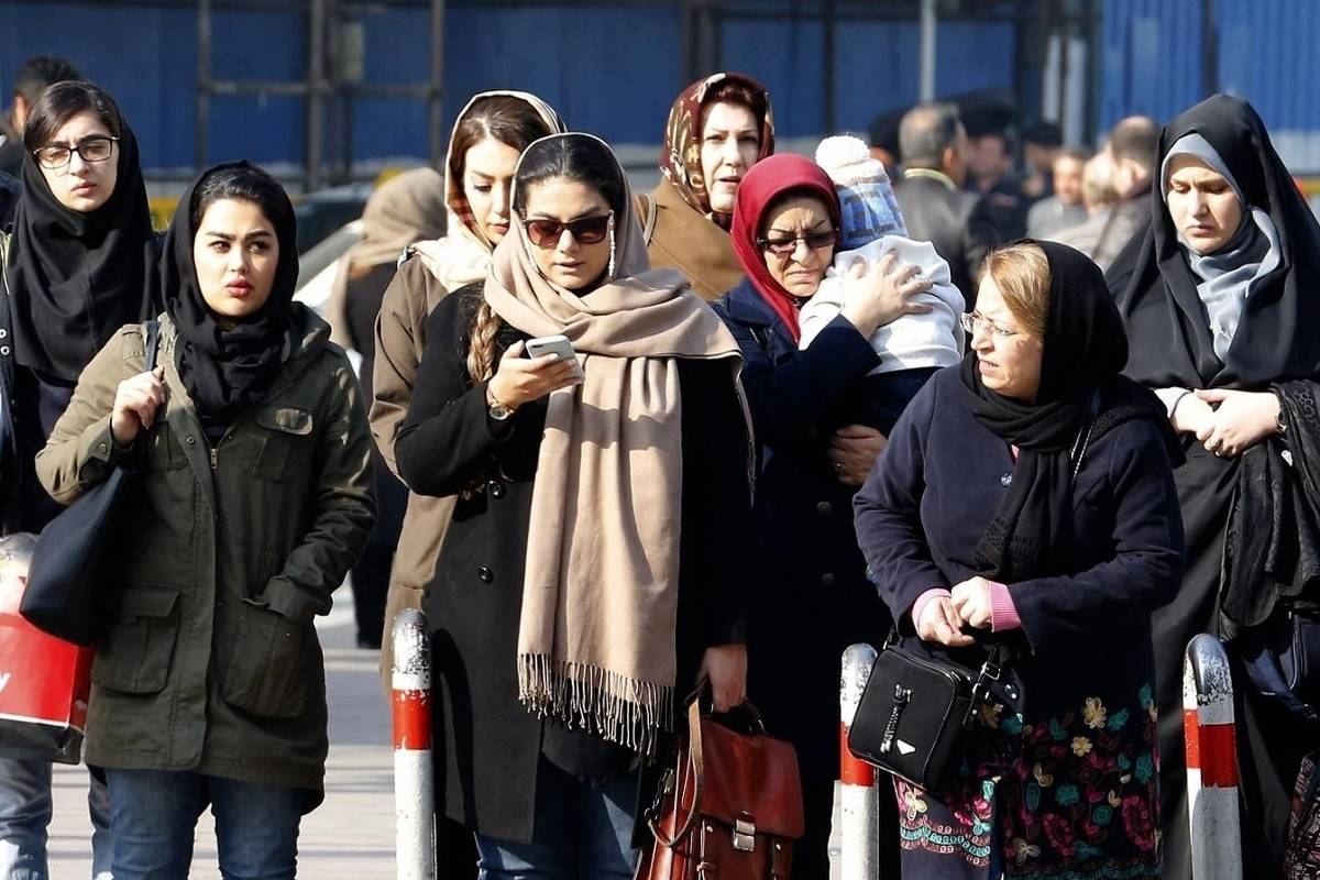 اجرای قانون عفاف و حجاب به تاخیر افتاد