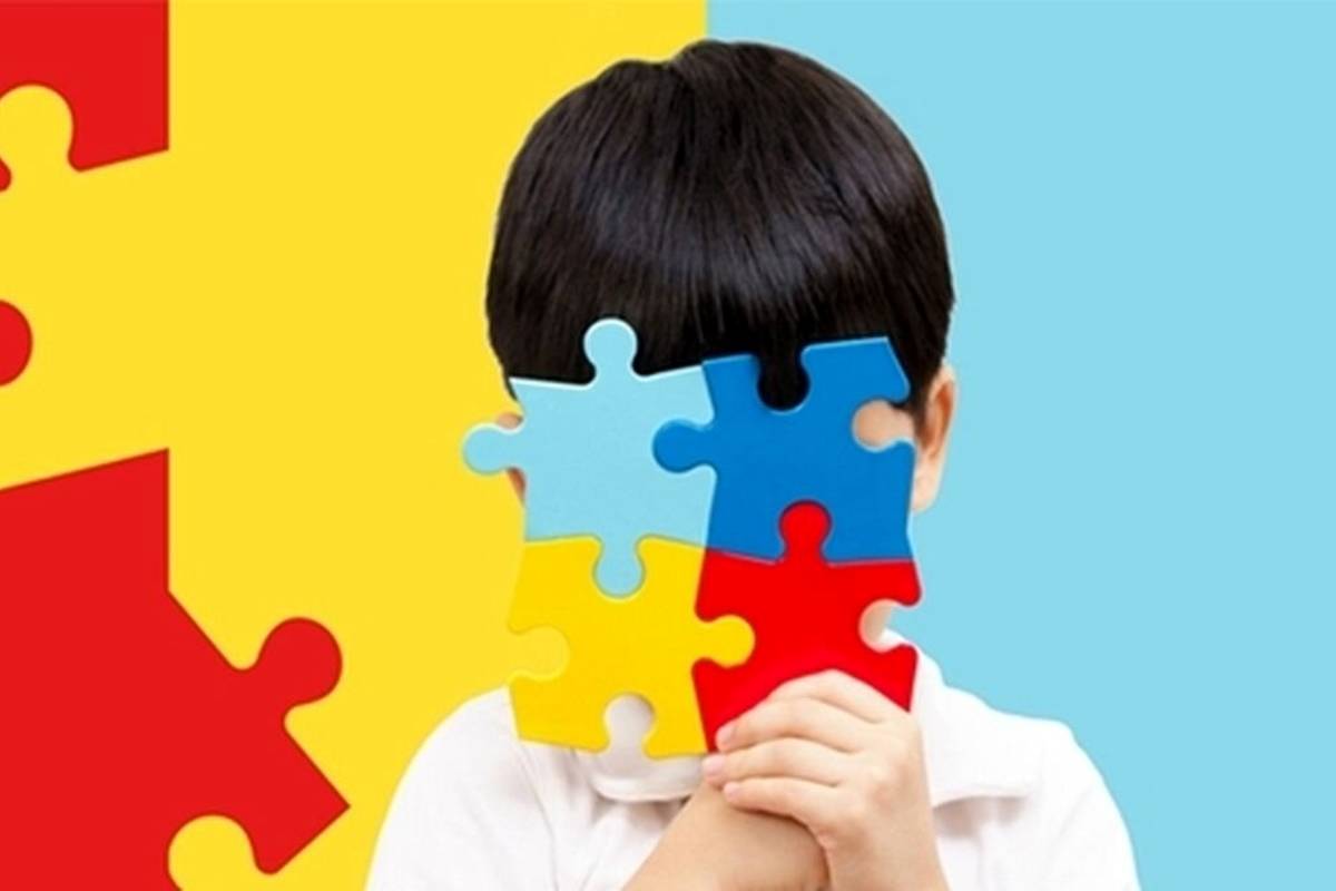 علائم اوتیسم در نوزادان و کودکان زیر دو سال چیست ؟