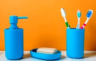 بهترین روش خانگی برای ضد عفونی کردن مسواک