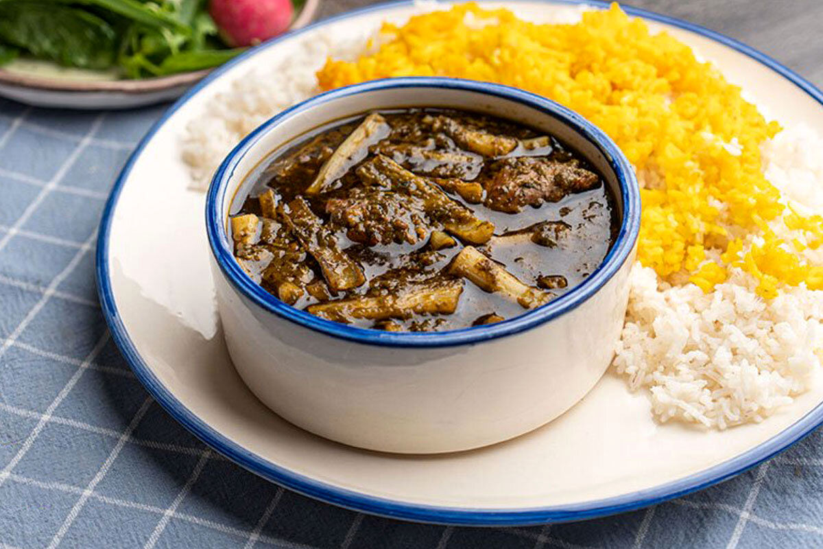 روش تهیه خورش کنگر تهرانی؛ راز خوشمزگی خورش کنگر را بدانید