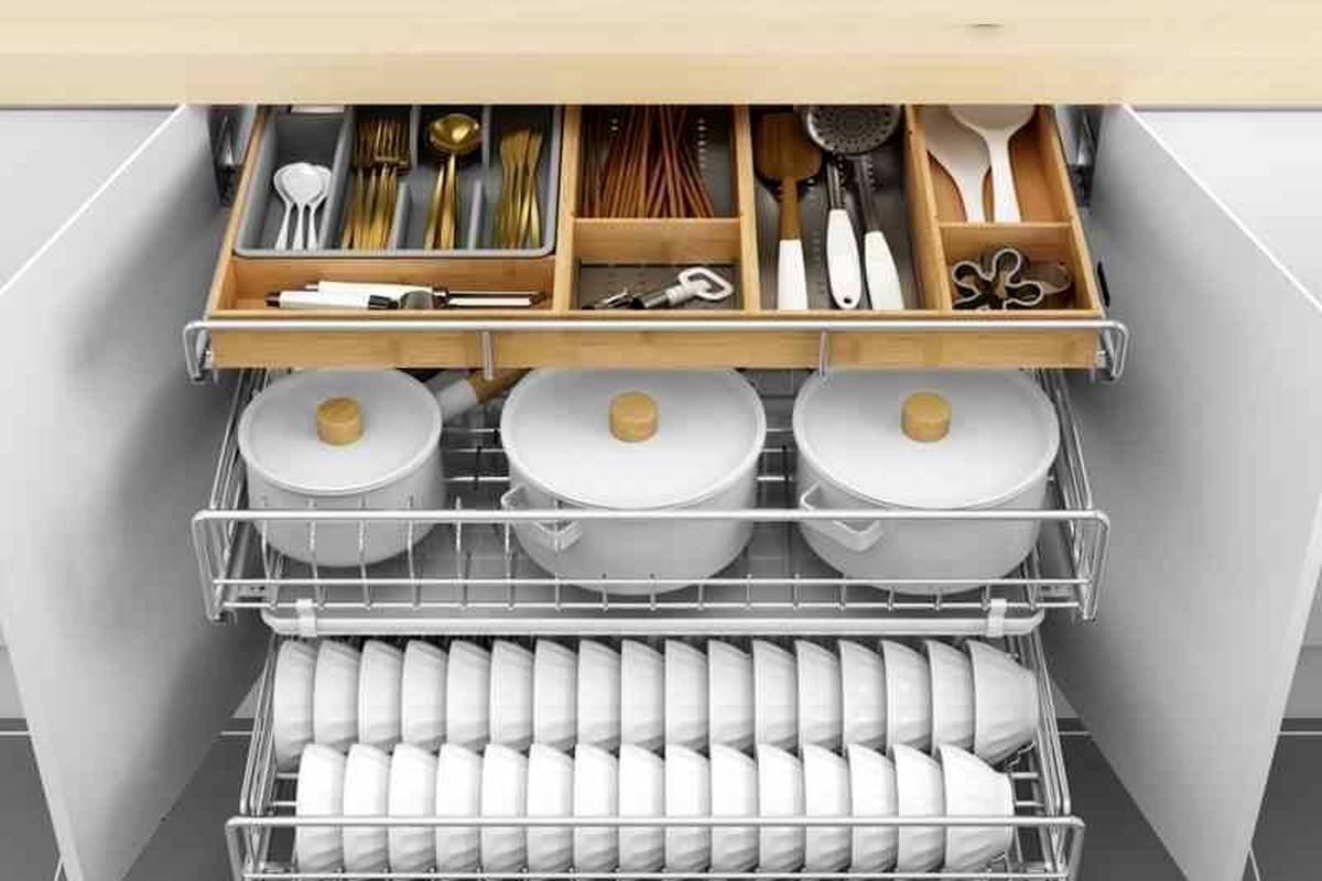8 ترفند کاربردی برای افزایش فضای ذخیره سازی کابینت آشپزخانه