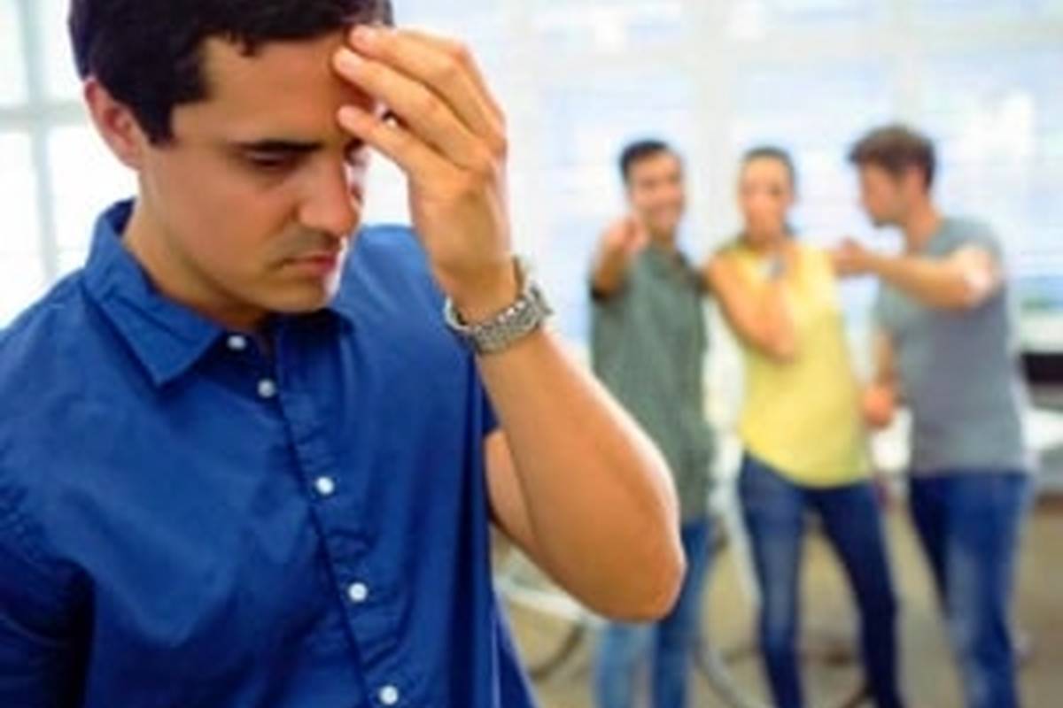 چگونه انسان های سمی را از اطرافمان دور کنیم؟