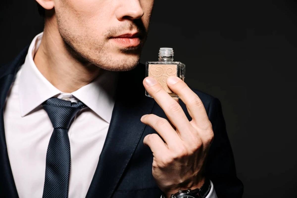 خوشبوترین عطرهای بهاری برای آقایان شیک پوش