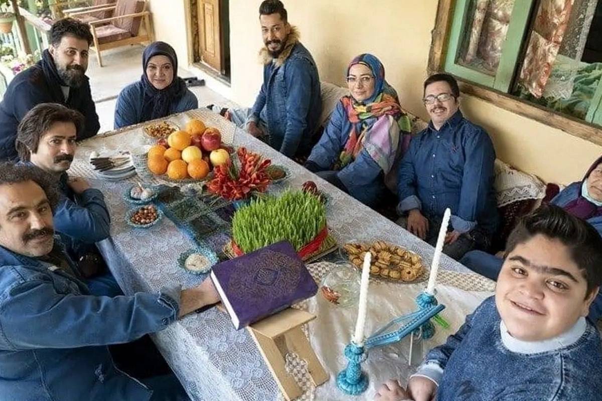 (عکس) دورهمی بهروز، رحمان و رحیم، رحمت و بابا پنجعلی سریال پایتخت در دنیای واقعی