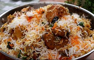 (ویدئو) طرز تهیه بریانی مرغ عربی، یک غذای خوشمزه و متفاوت برای ماه رمضان