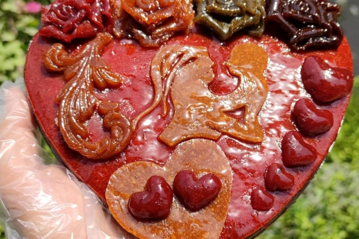 طرز تهیه کیک لواشک؛ ترش و ملس و خوش آب و رنگ!