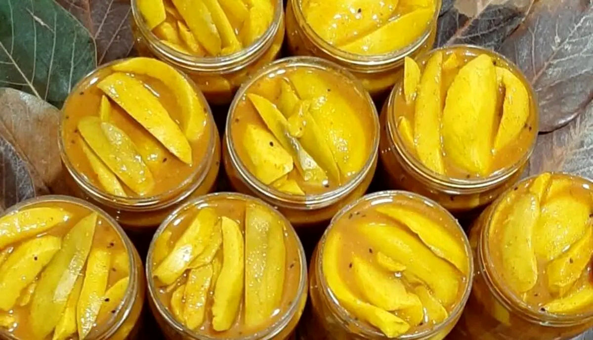 خوشمزه بپزید؛ طرز تهیه ترشی انبه خوشمزه و تند به سبک جنوبی