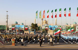 عکسی از جدیدترین پهپاد انتحاری ایران /«شاهد ۱۳۶B» از جلوی چشم پزشکیان عبور کرد