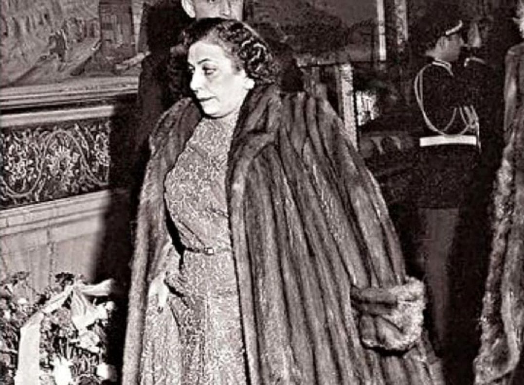  سفر در زمان؛ «همسر دوم رضاخان در کنار عروس سوم اش» در دهه 40 