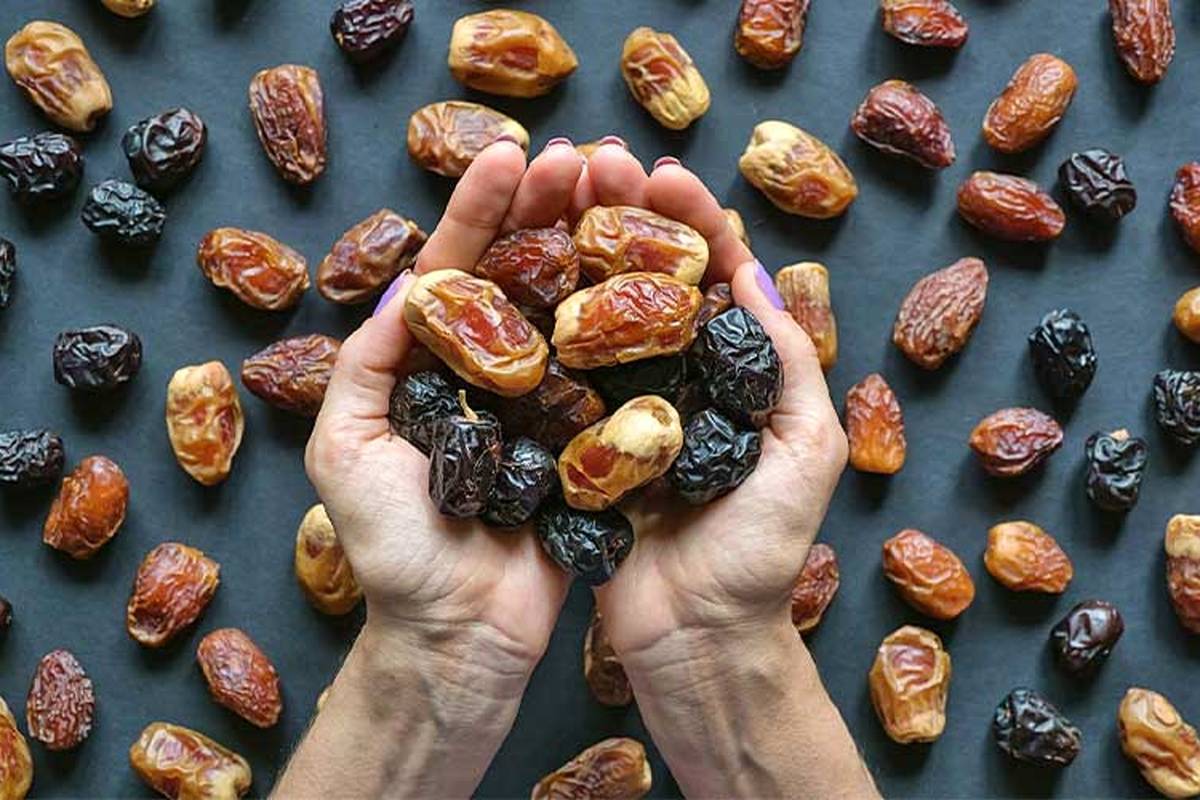 چگونه خرما را خشک کنیم؟ نکات و روش ها