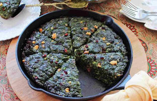 خوشمزه بپزید؛ طرز تهیه کوکوی تره کوهی