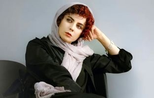 نوروز ۱۴۰۴؛ تبریک متفاوت عید نوروز به سبک لیلا حاتمی با گل‌های رنگارنگ