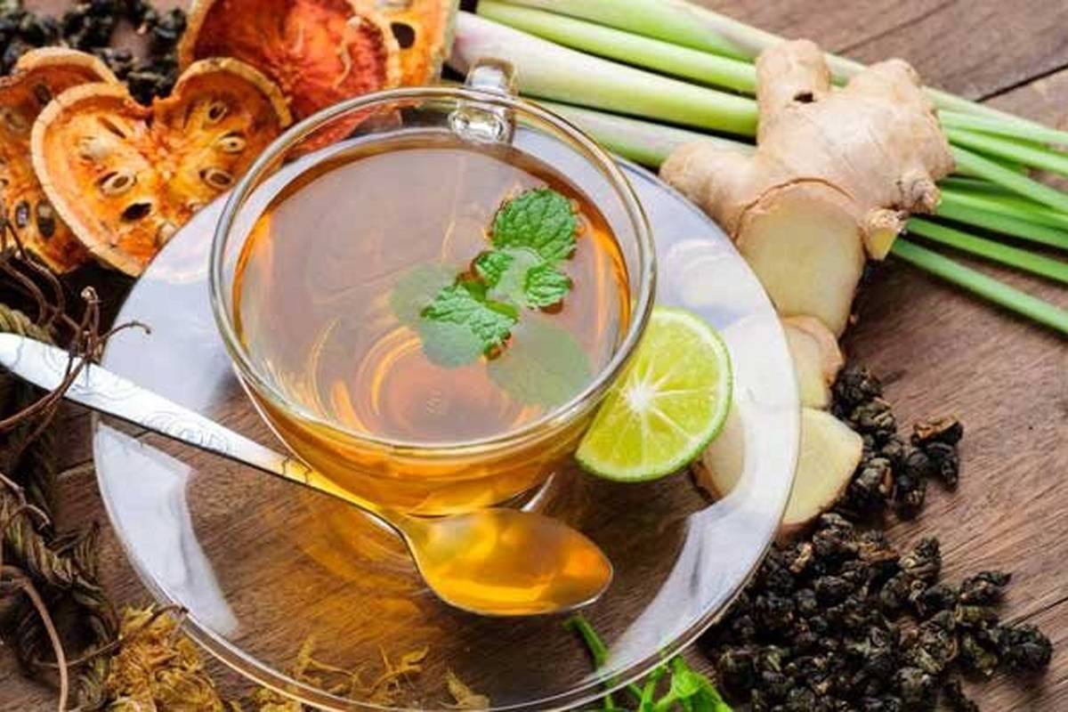 چطور برای زمستان دمنوش مریمگلی با لیمو درست کنیم؟
