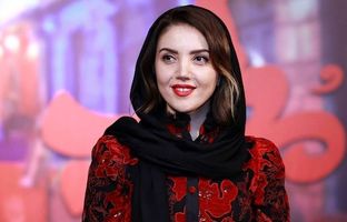  واکنش جالب آیشه‌گول به تعارف یک راننده تاکسی ایرانی + ویدئو